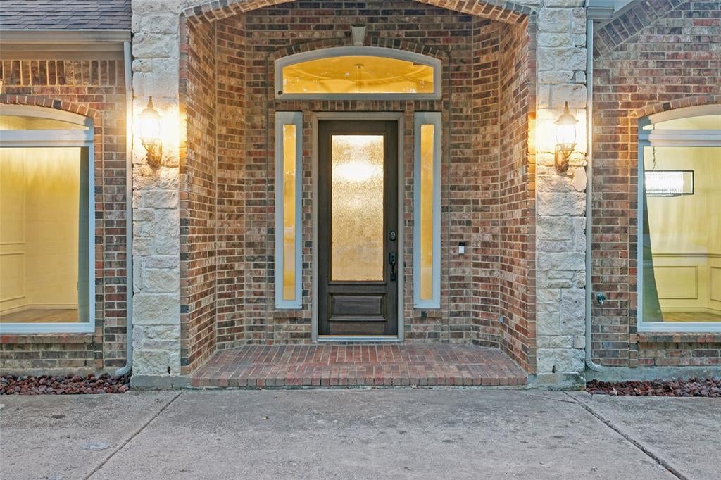 2212 Creek Crossing Drive