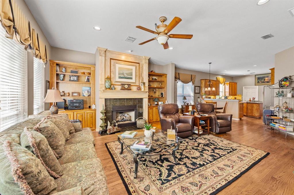 Hidden Lakes-Idlewood Oaks - Residential Lease