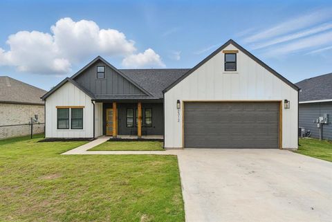 2312 Neches Street Granbury TX 76048