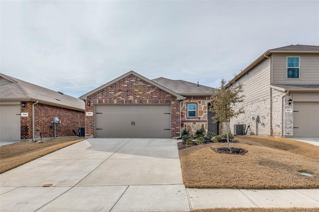 Magnolia Ph 10 - Residential