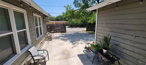 Tiny photo for 6840 Van Natta Lane, Fort Worth, TX 76112 (MLS # 21341284)