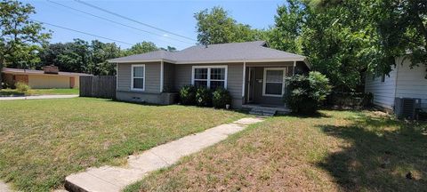 Tiny photo for 6840 Van Natta Lane, Fort Worth, TX 76112 (MLS # 21341284)