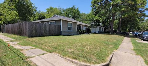 Tiny photo for 6840 Van Natta Lane, Fort Worth, TX 76112 (MLS # 21341284)