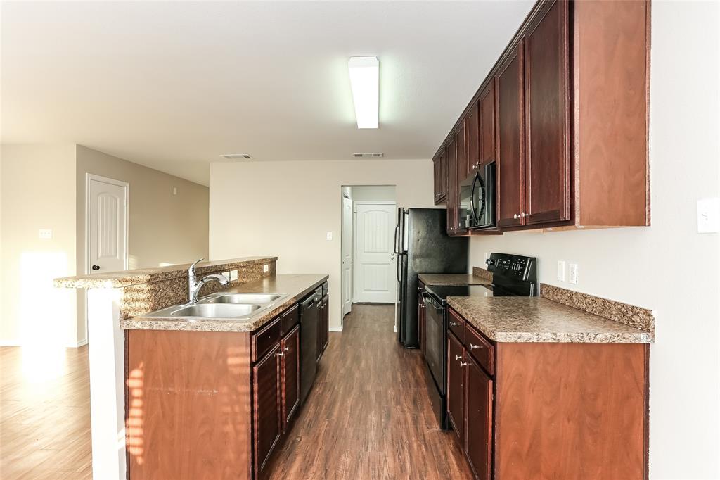 South Oak Grove Estates Add - Residential Lease