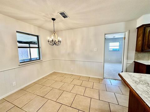 Tiny photo for 16 Haven Circle, Denison, TX 75020 (MLS # 21099837)
