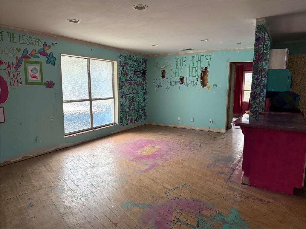 7770 Meadow Road 214