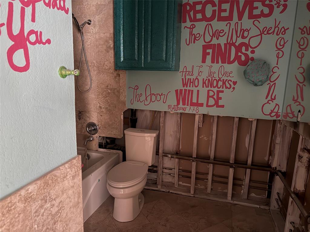 7770 Meadow Road 214