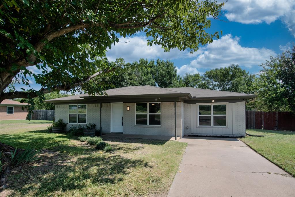1117 Ross Lane