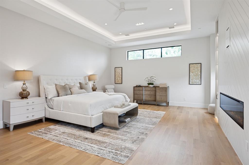 Avadene at Las Colinas - Residential