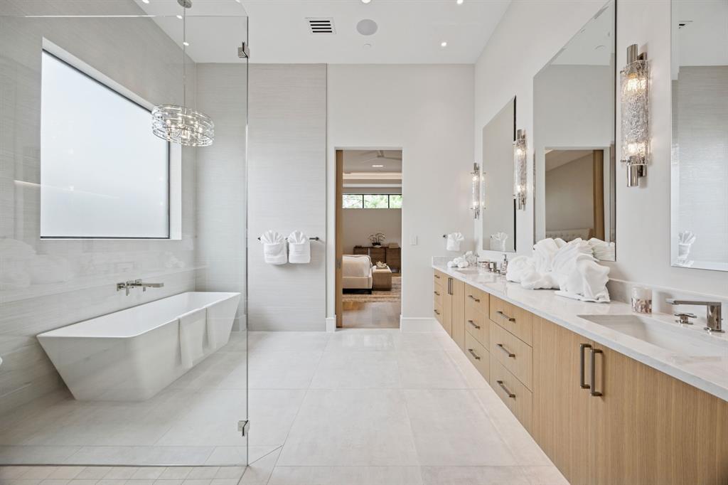 Avadene at Las Colinas - Residential