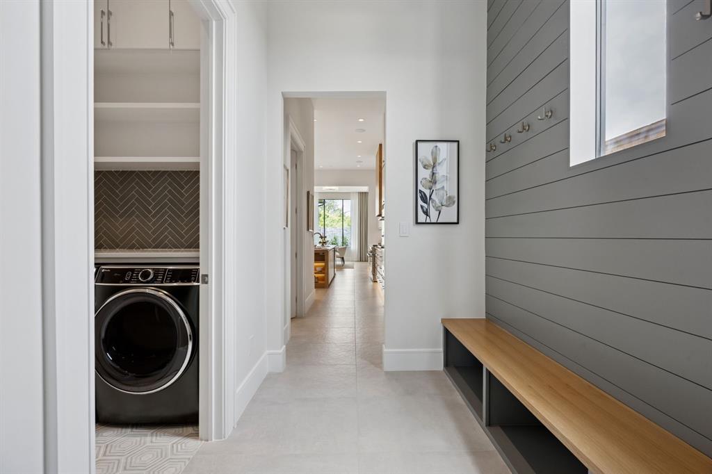 Avadene at Las Colinas - Residential