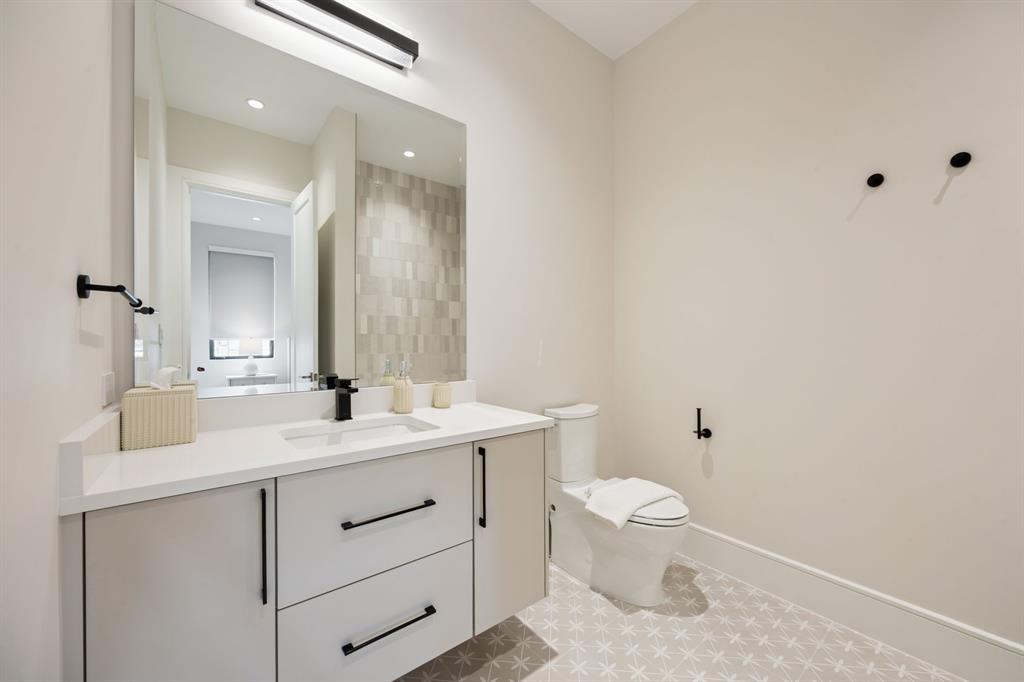 Avadene at Las Colinas - Residential