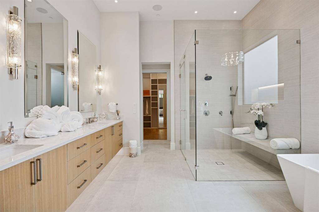 Avadene at Las Colinas - Residential