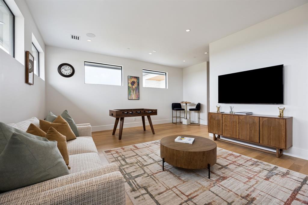 Avadene at Las Colinas - Residential