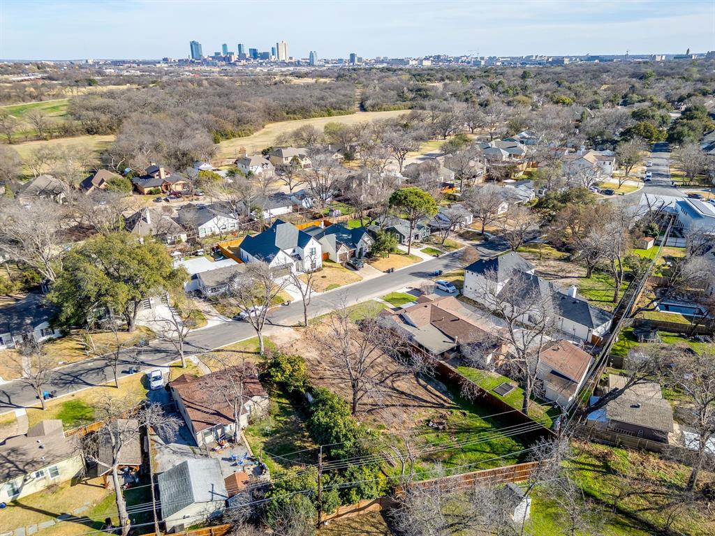 Crestwood Add - Land