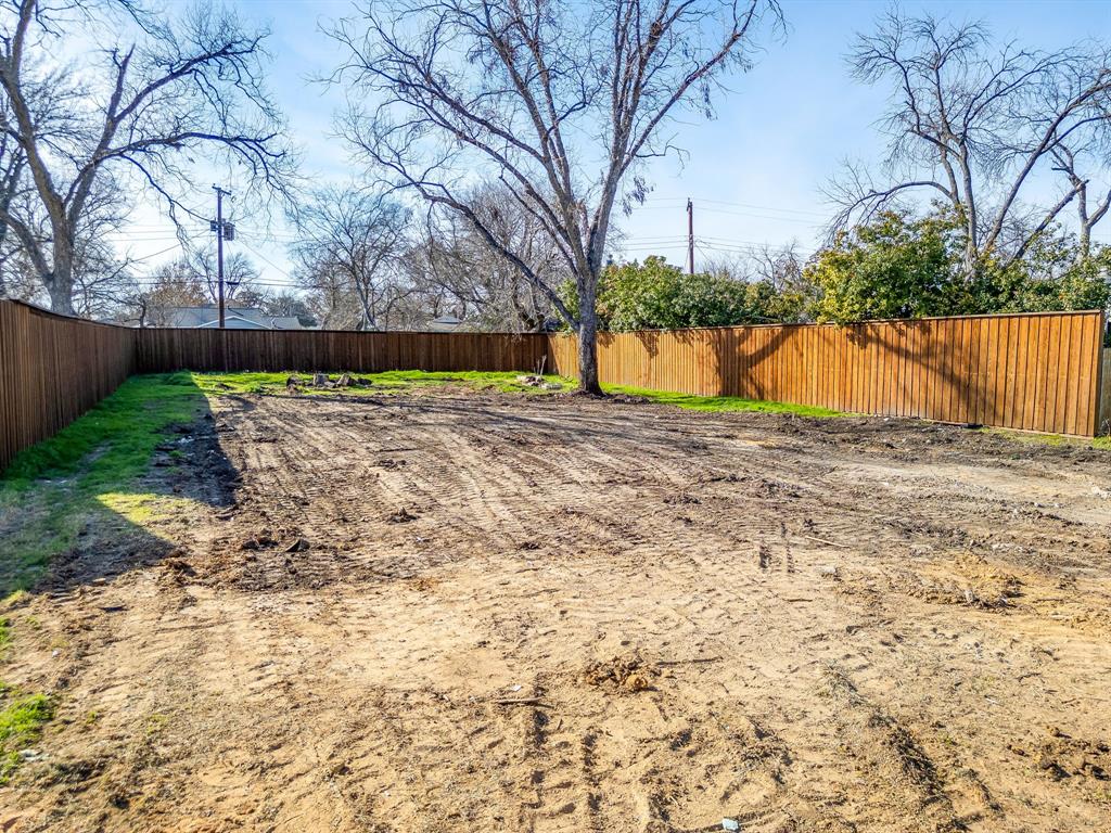 Crestwood Add - Land