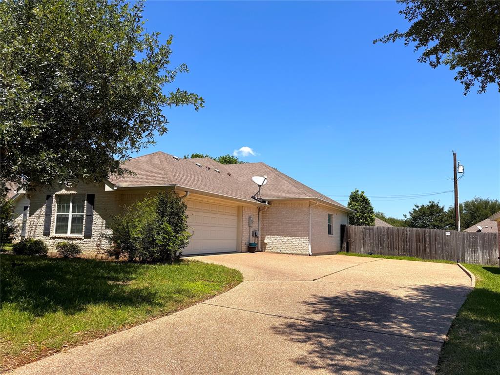 1128 Heatherwood