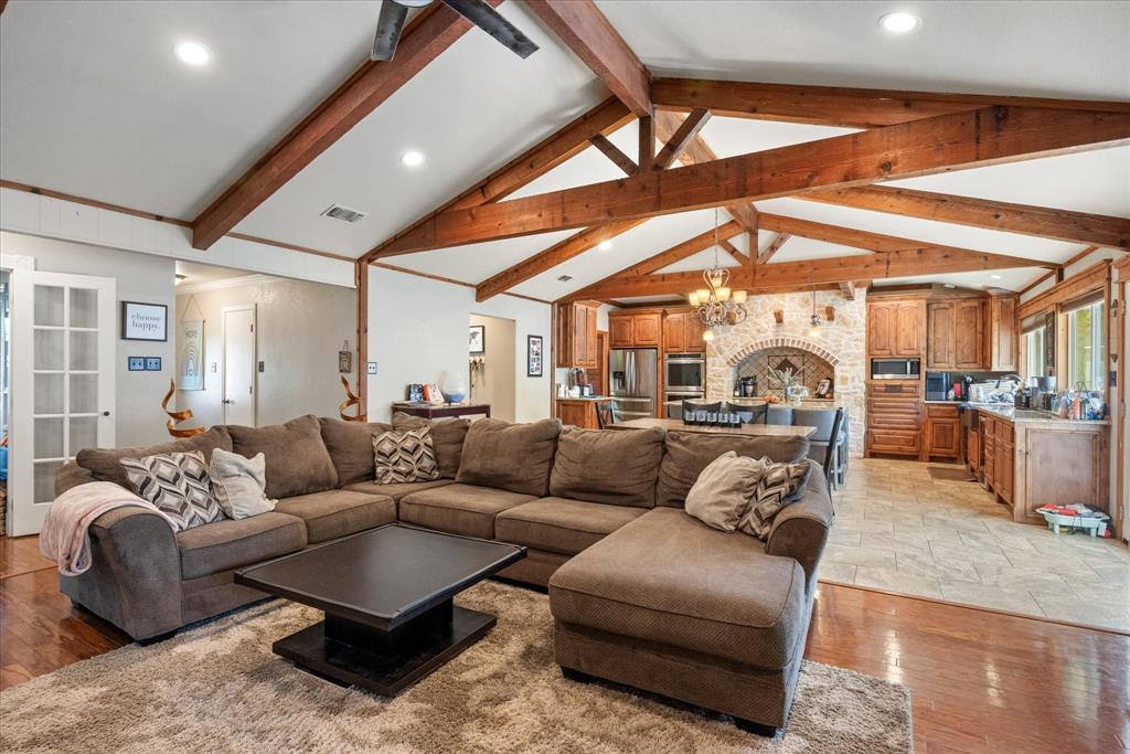 Decordova Bend Estate - Residential