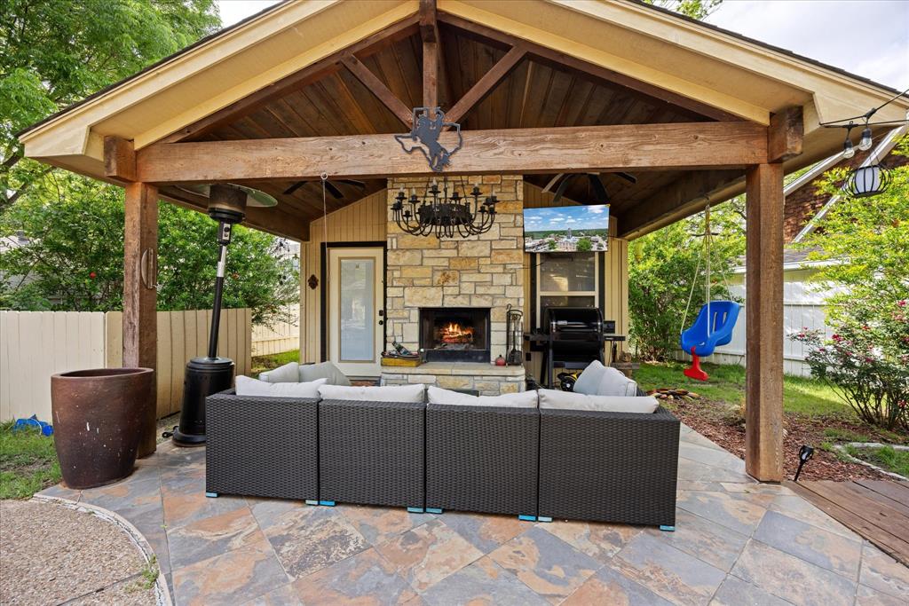 Decordova Bend Estate - Residential