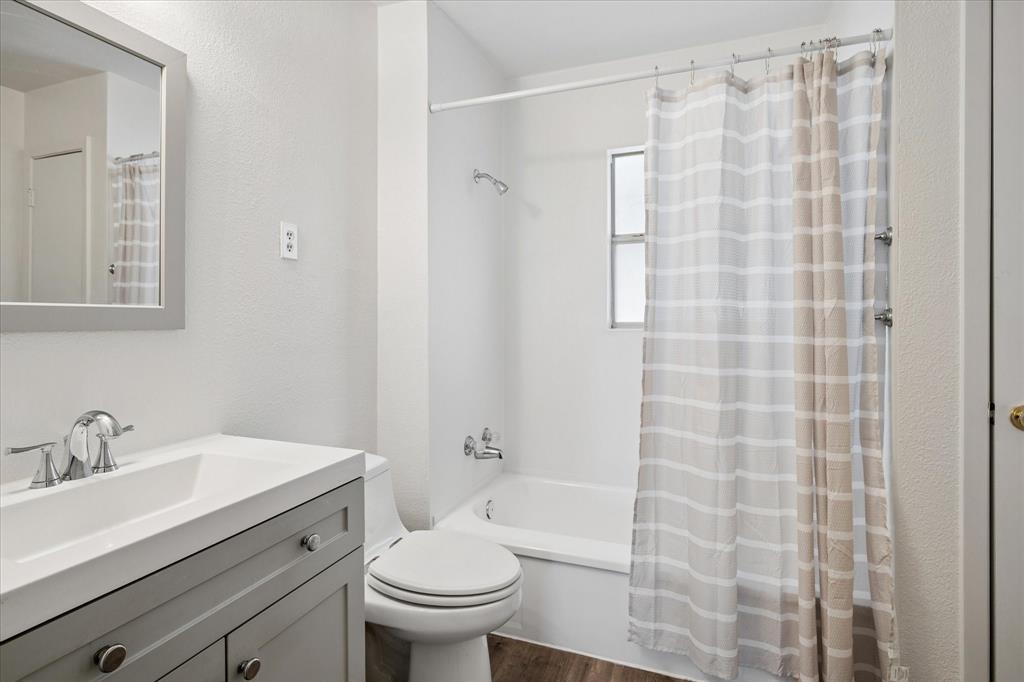 Arlington Manor - Residential