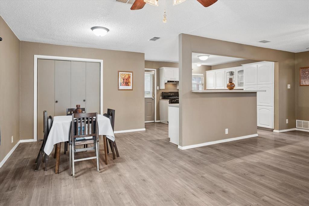 Arlington Manor - Residential