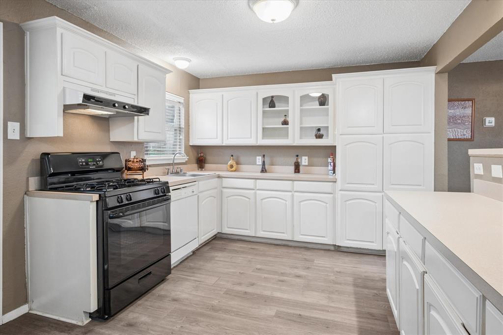 Arlington Manor - Residential