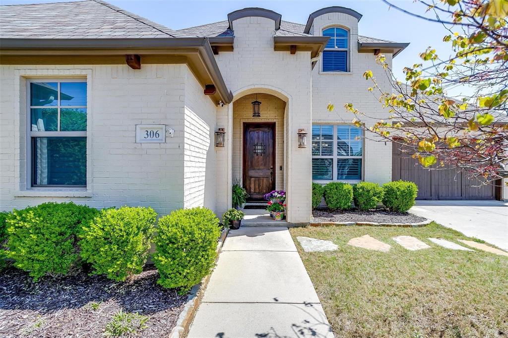 306 Creekview Terrace