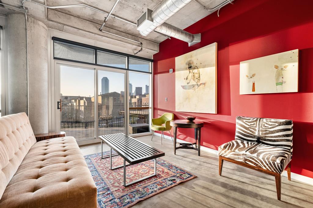 Beat At The South Side Station - Residential