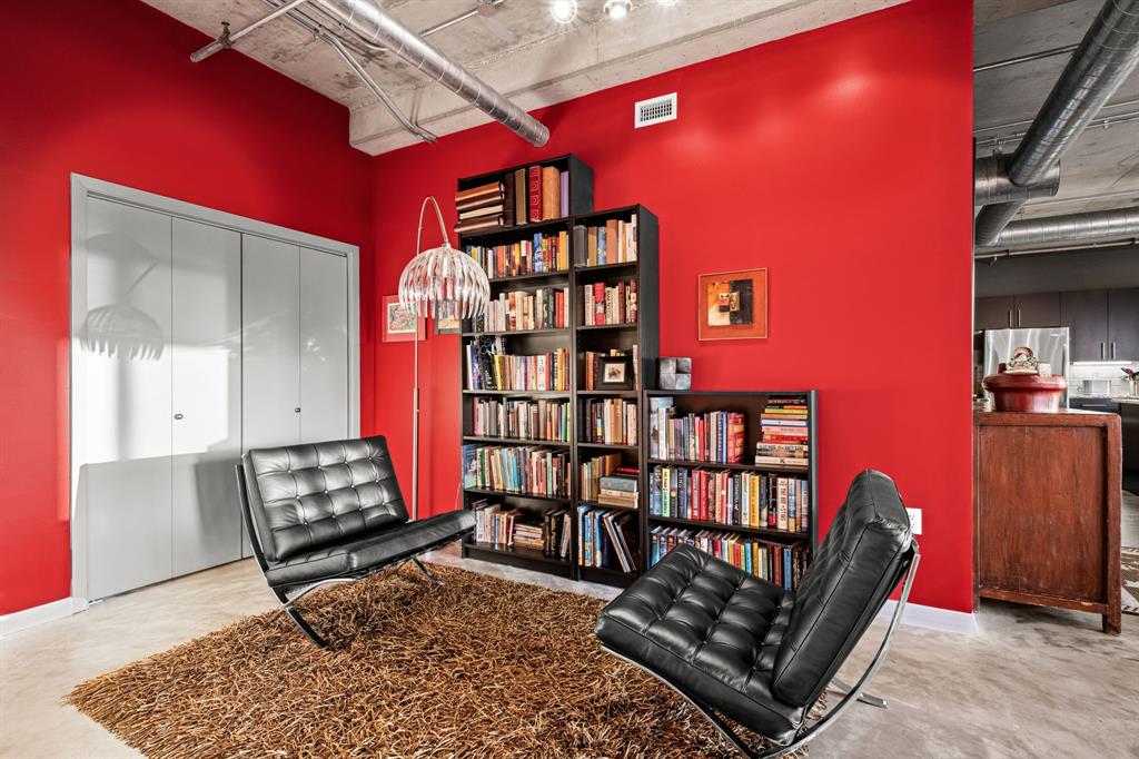 Beat At The South Side Station - Residential