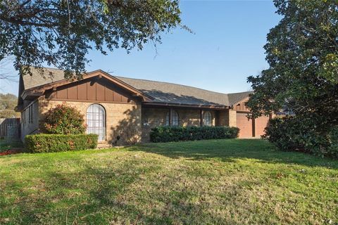 Tiny photo for 6236 Trail Lake Drive, Fort Worth, TX 76133 (MLS # 21195783)