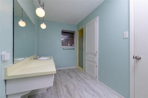 Tiny photo for 6236 Trail Lake Drive, Fort Worth, TX 76133 (MLS # 21195783)