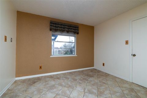 Tiny photo for 6236 Trail Lake Drive, Fort Worth, TX 76133 (MLS # 21195783)