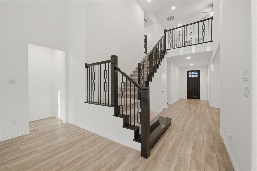 2507 Gentle Knoll Drive