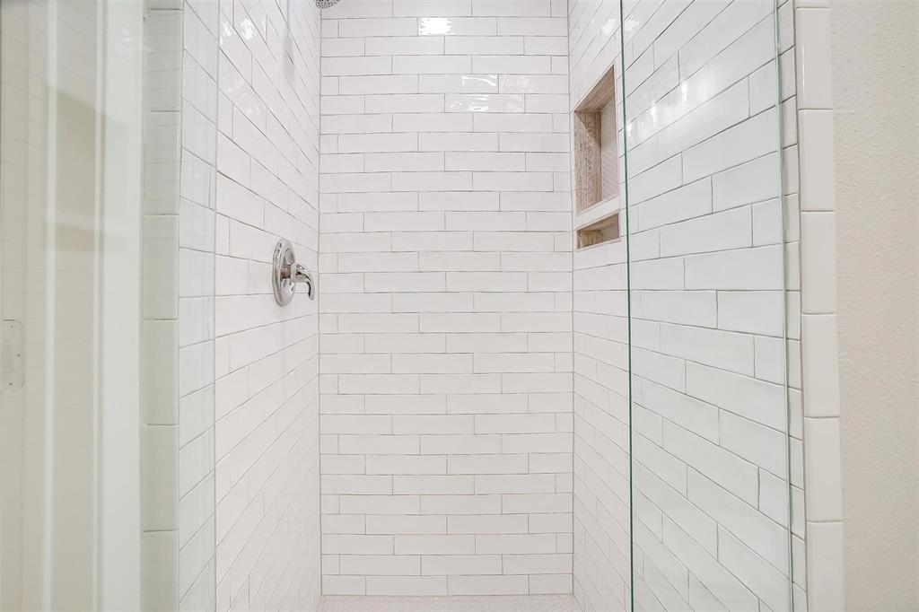 Overton West Add - Residential Lease