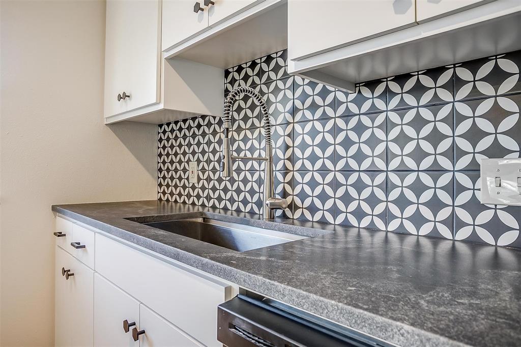 Overton West Add - Residential Lease