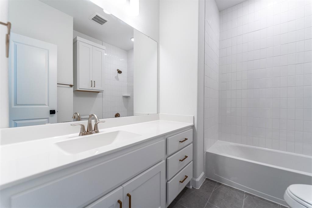 Heath Golf & Yacht Club - Residential