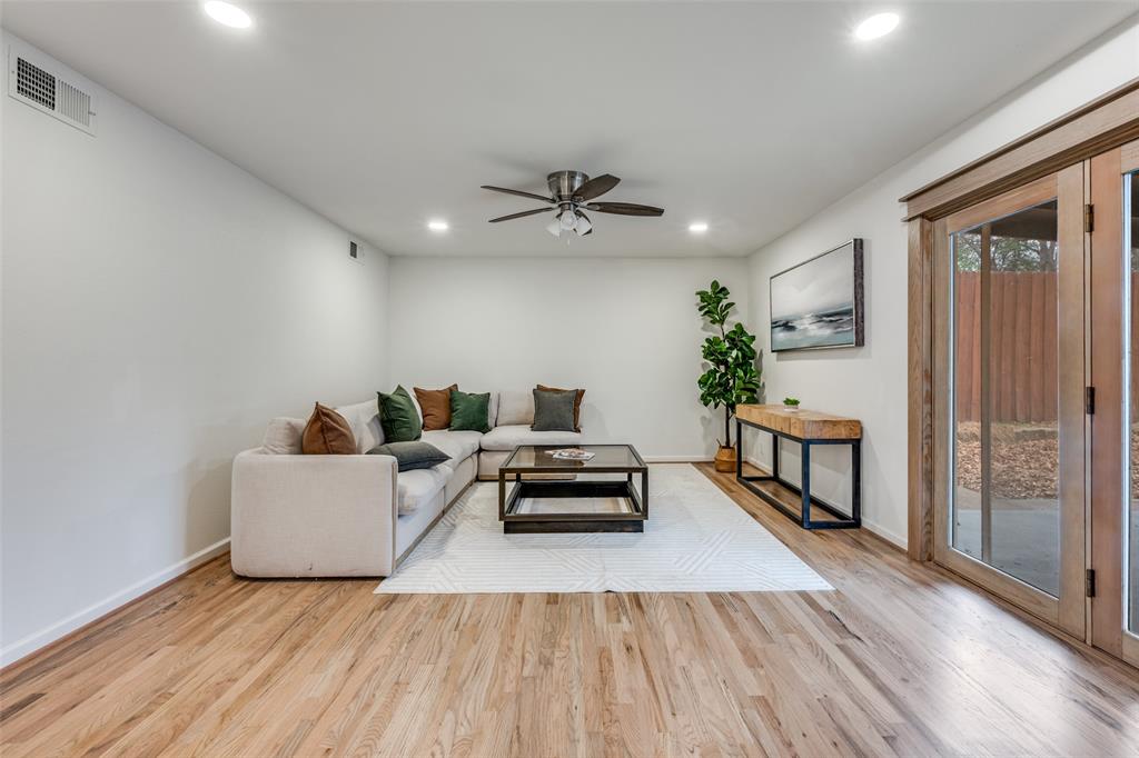 Valentine Oaks Add - Residential