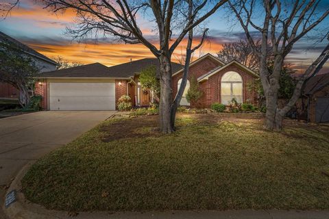 7909 Woodland Drive North Richland Hills TX 76182