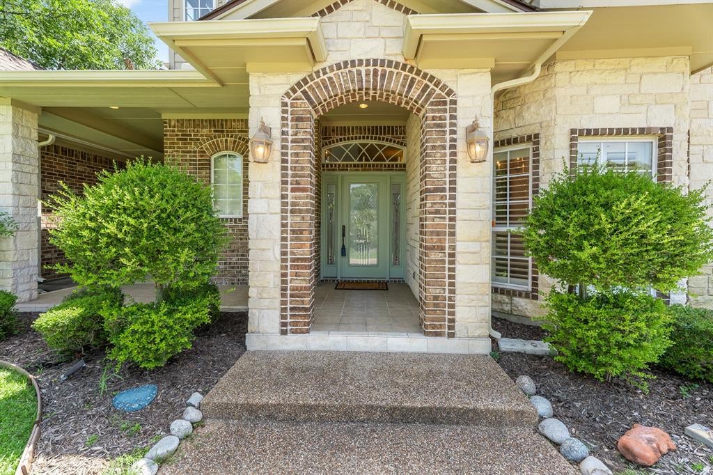 5809 Nutcracker Drive