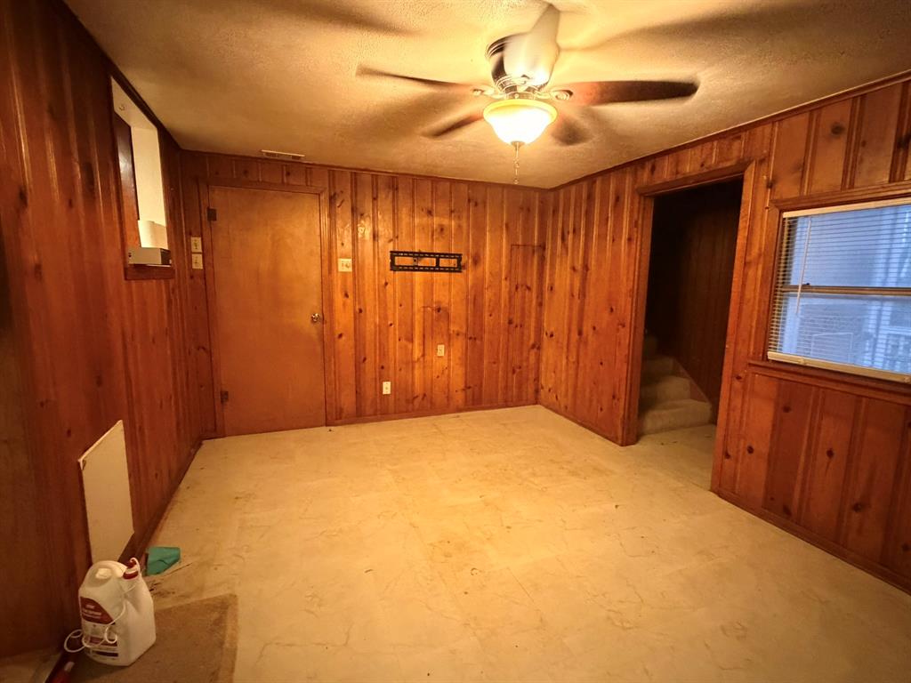 Broadview Acres - Residential