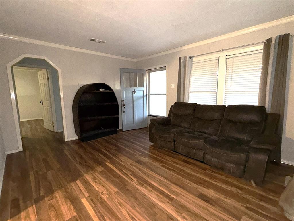 Broadview Acres - Residential