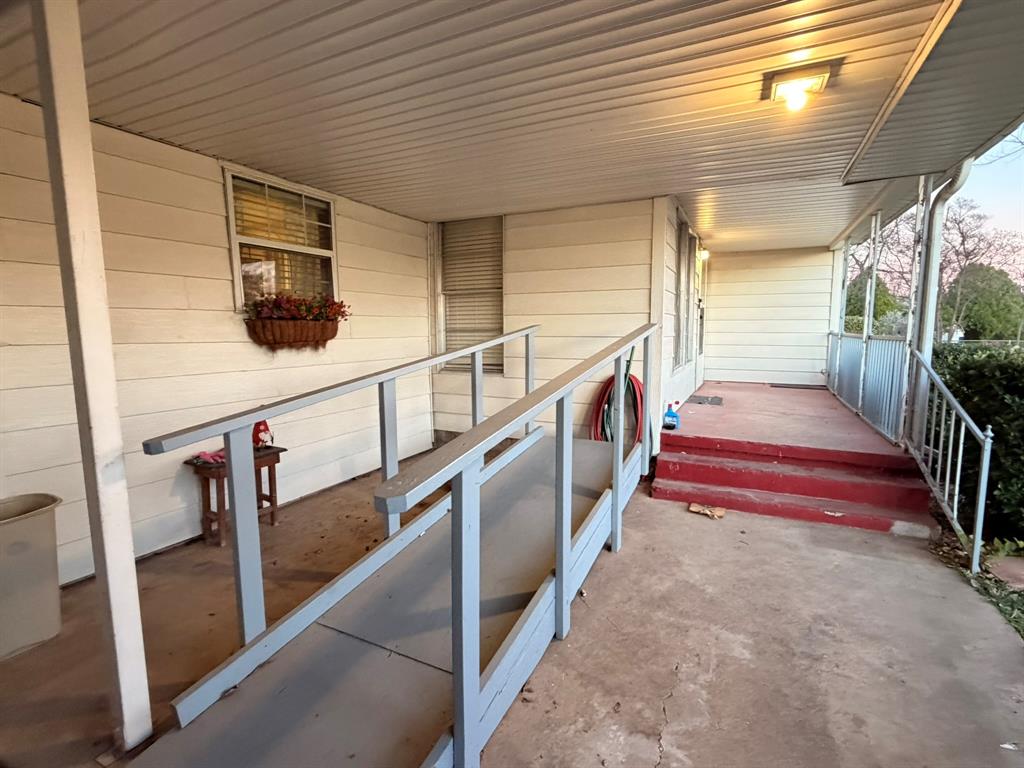 Broadview Acres - Residential