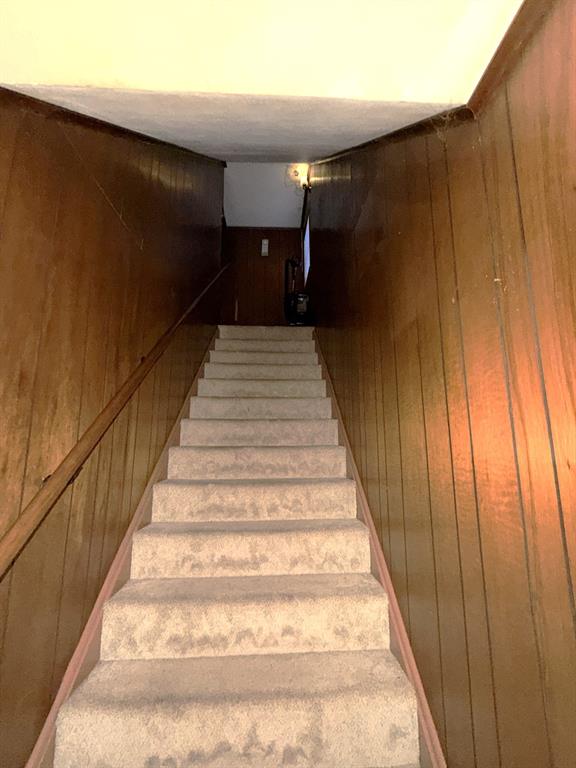 Broadview Acres - Residential