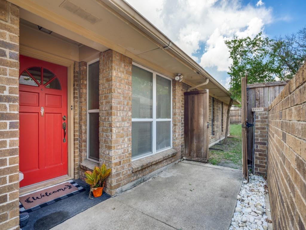 806 Saint Paul Court