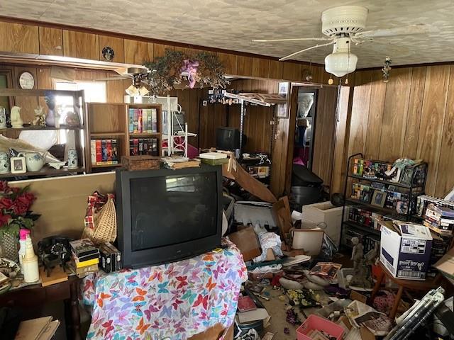 425 Stompede Road