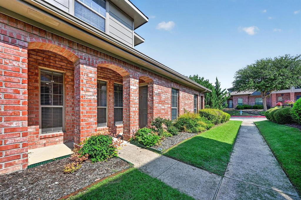 575 S Virginia Hills Drive 1401