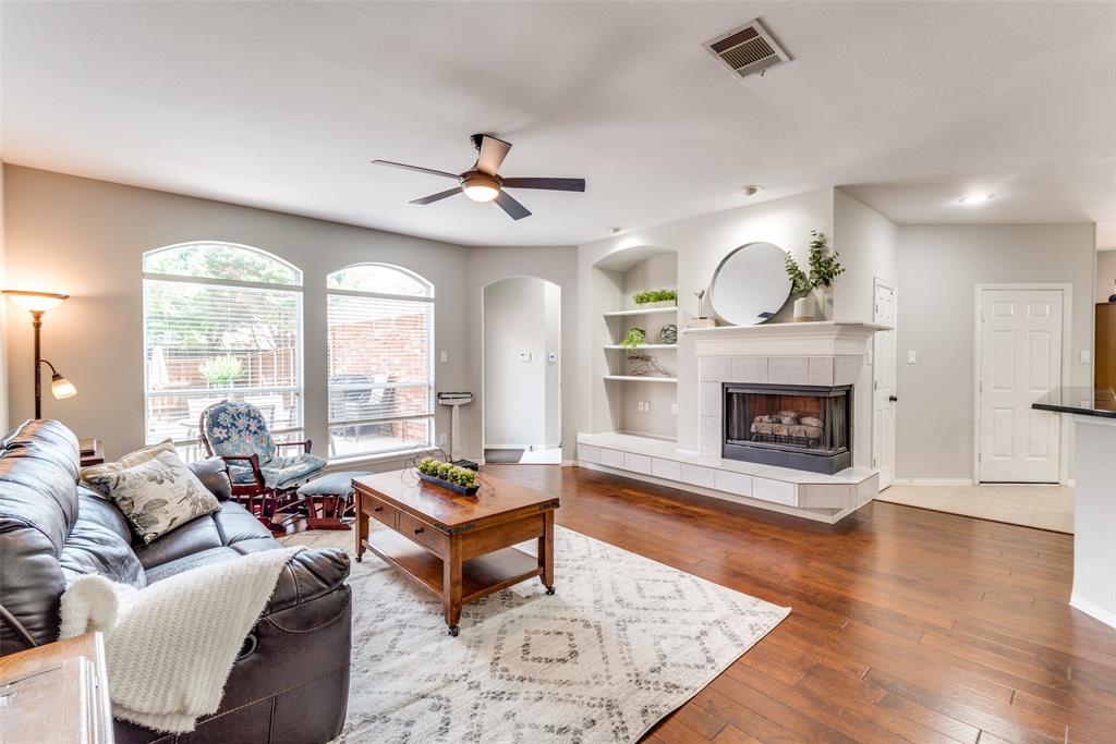 Photo 8 of 31 of 1408 Comanche Drive house