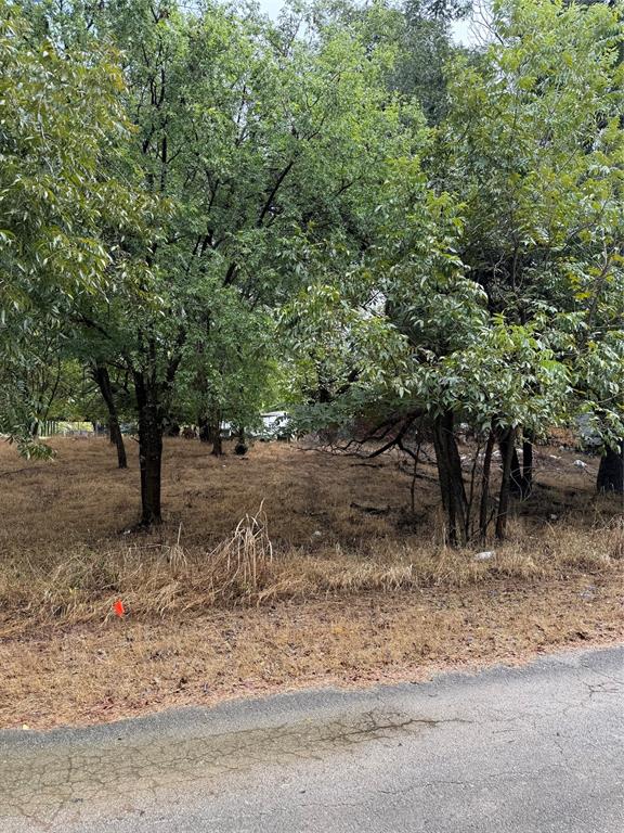7137 Chippewa Trail