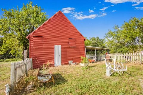 A home in Van Alstyne