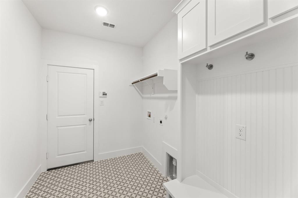 Broadmoor Estates - Residential